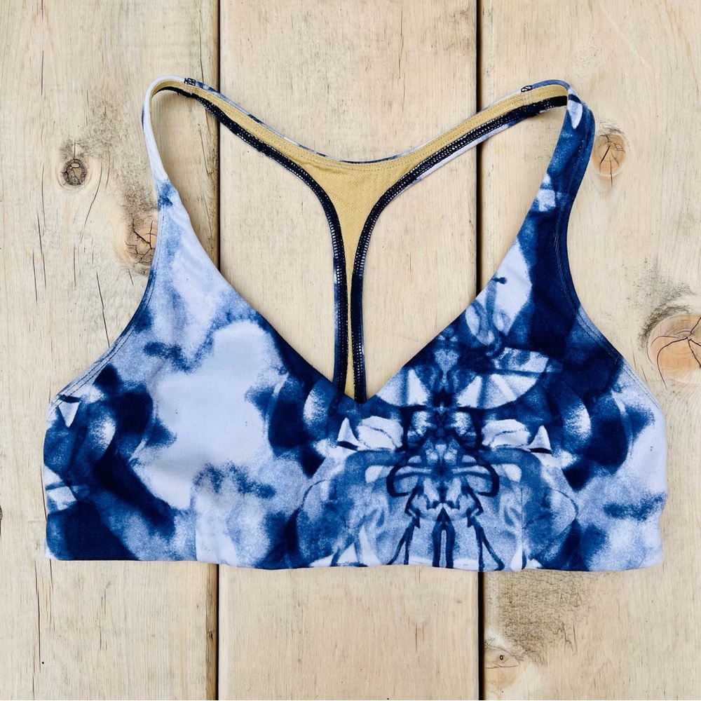 Lululemon Arise Bra Ink Blot Deep Indigo White Tie Dye
